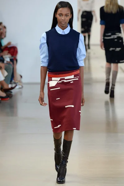 Look 7